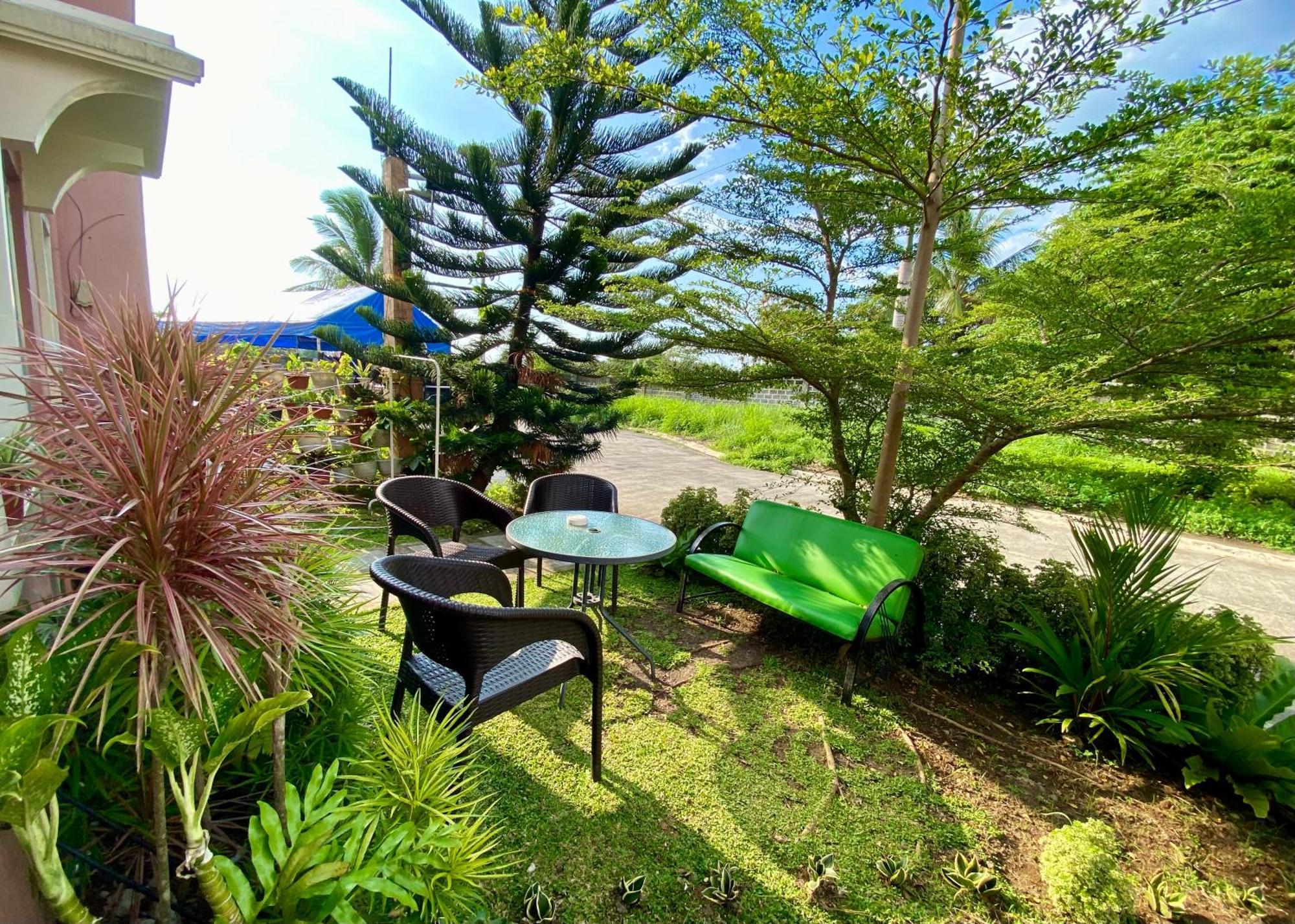 Relaxing Home At Camella Bacolod, Near Airport, Rockwell, Terminals, Famous Resto エクステリア 写真